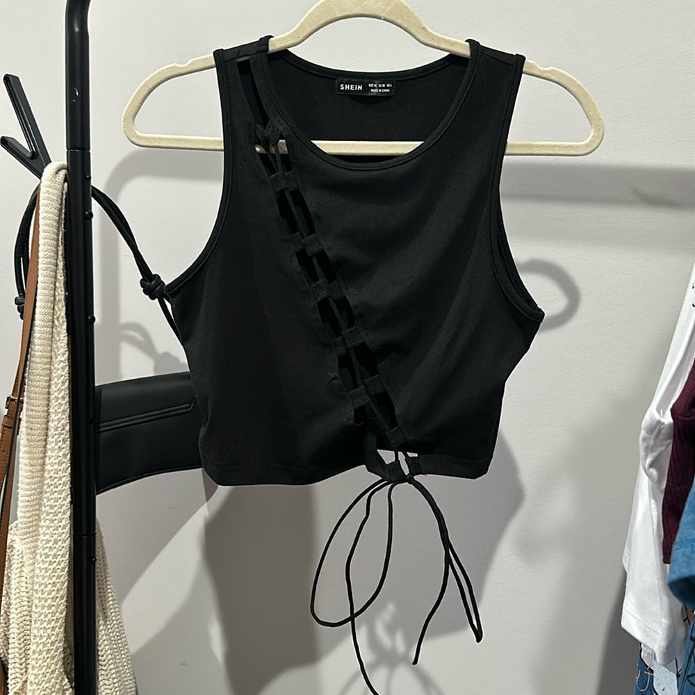 Black crop top